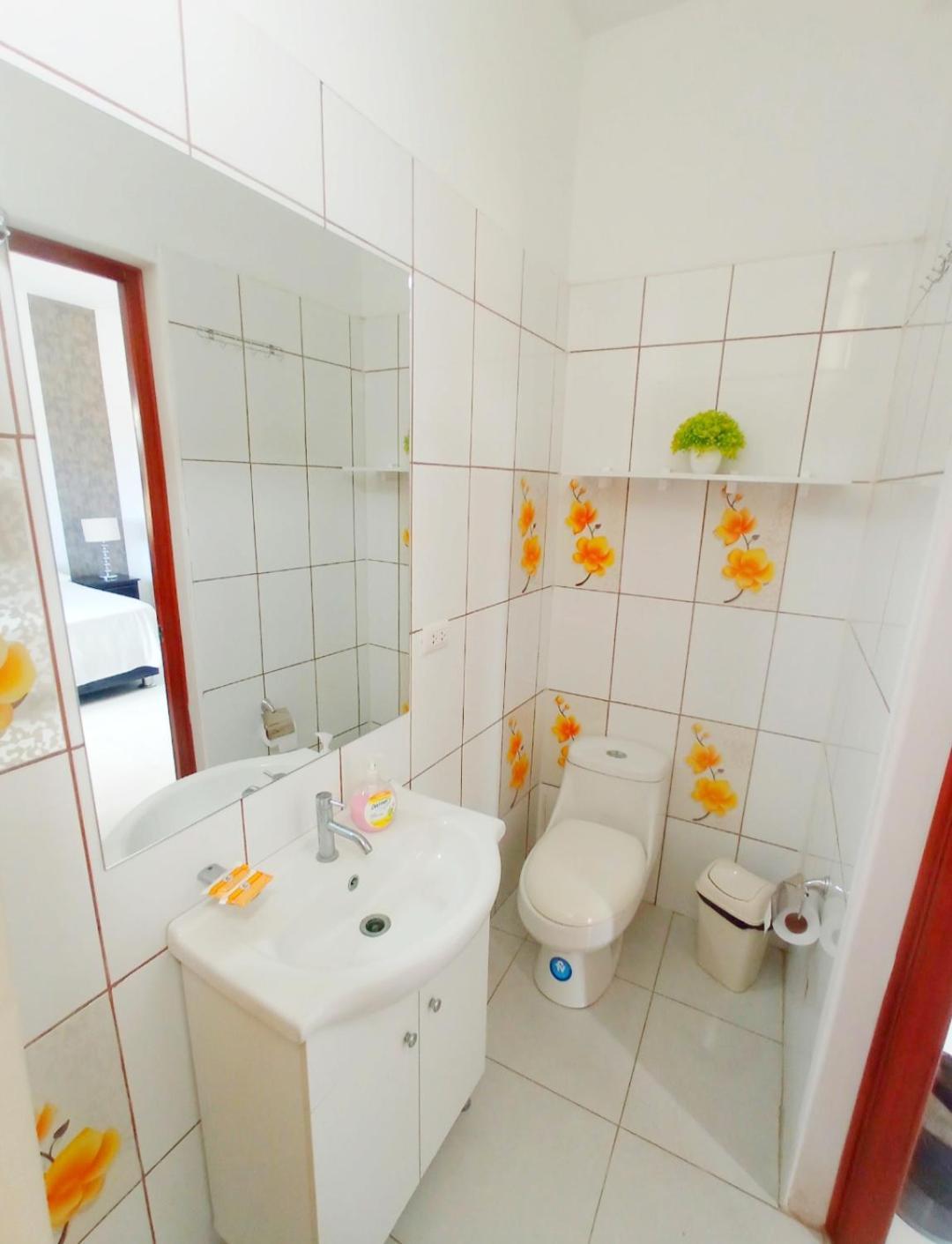 Deluxe Hotel Talara - A 5 Minutos Del Aeropuerto Y Plaza De Armas Cameră foto