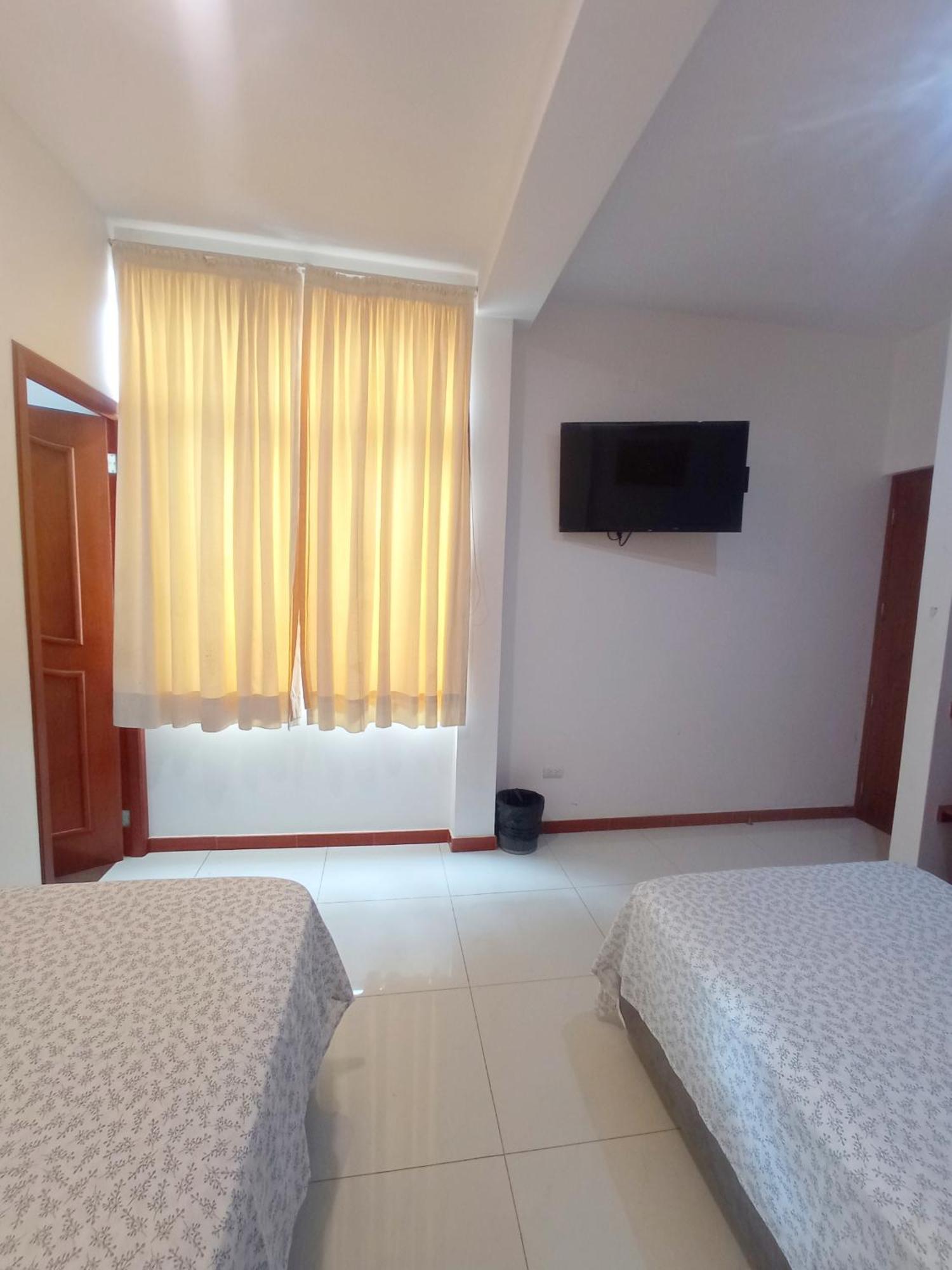 Deluxe Hotel Talara - A 5 Minutos Del Aeropuerto Y Plaza De Armas Cameră foto